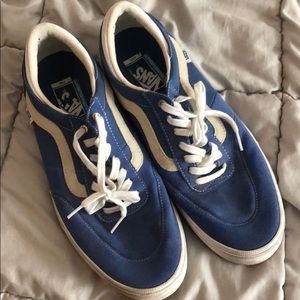 Vans suade